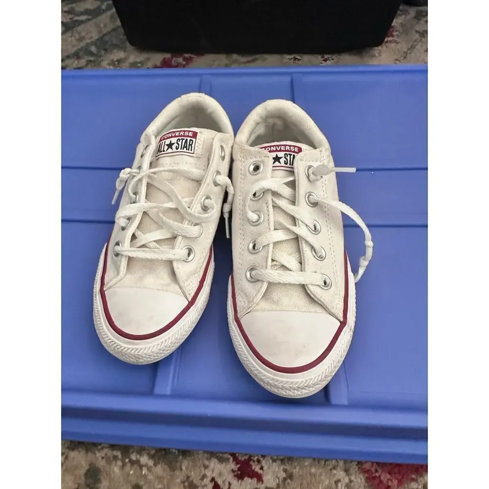 Converse Kid's White Chuck Taylor All Star Low Canvas Trainers Shoes Size 1